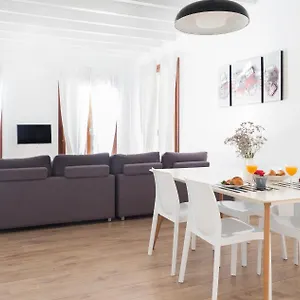  Apartment Santa Creu